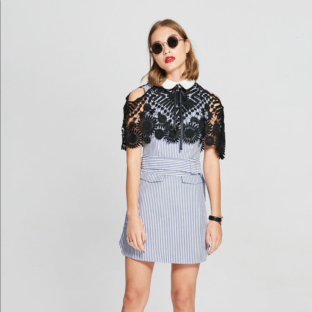 Few Moda Lace Constrast Dress